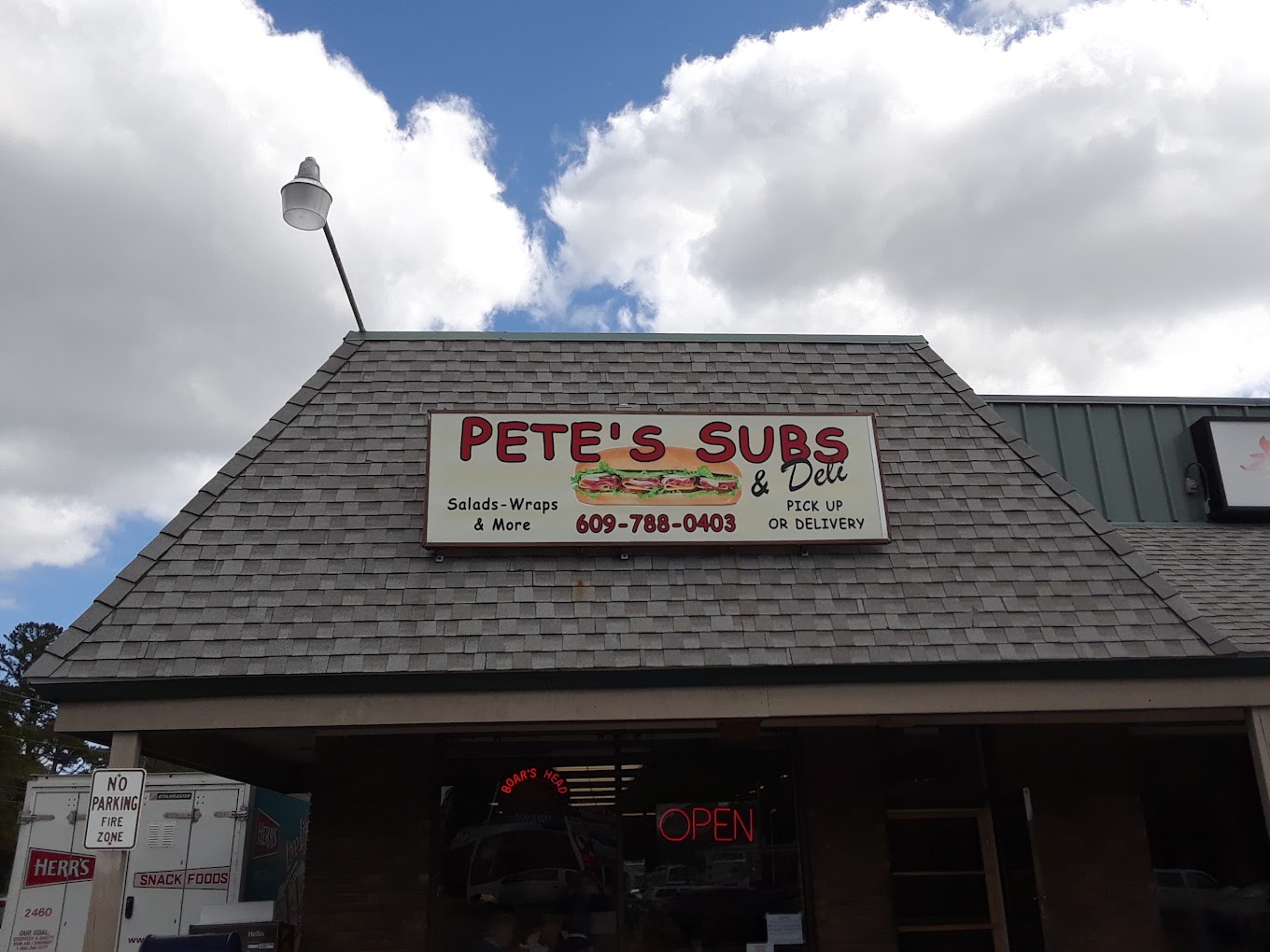Pete's Subs and Deli